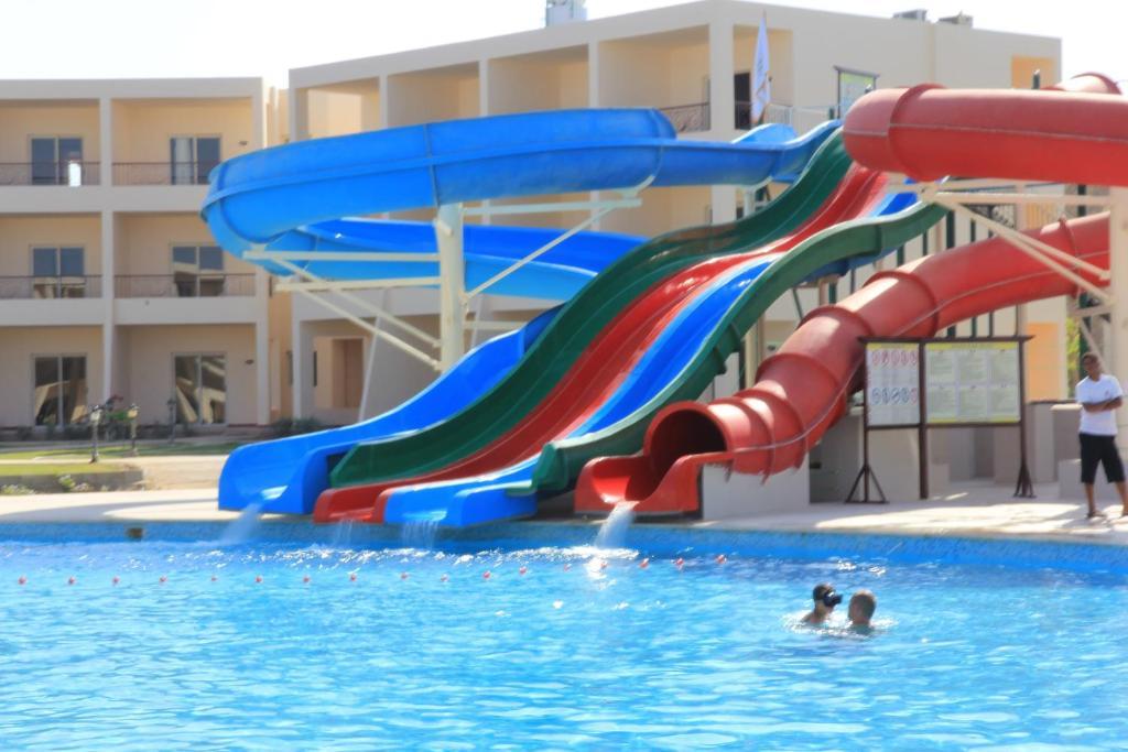 Royal Brayka Beach Resort Abu Dabab Eksteriør billede